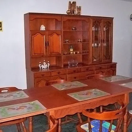 Holiday 1 Apartment