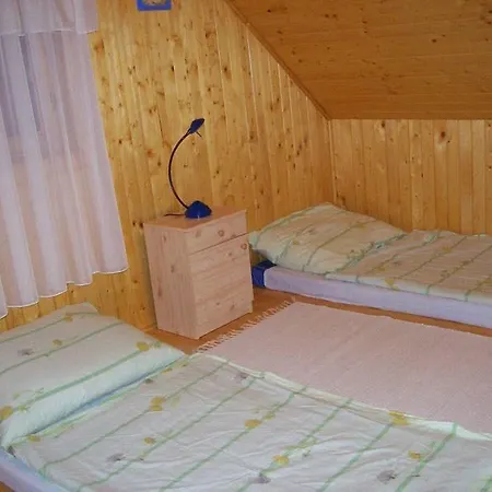 Apartment Holiday 1 *